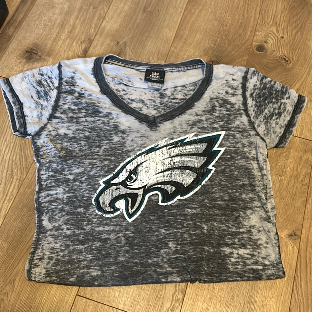 Small Eagles NFL tee